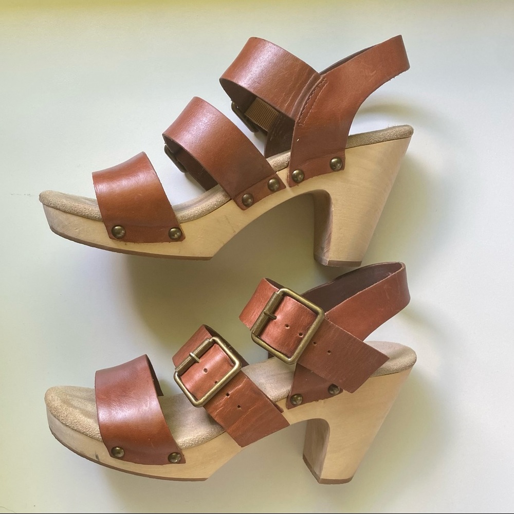 Dolce Vita clog heel leather strap sandal size 8